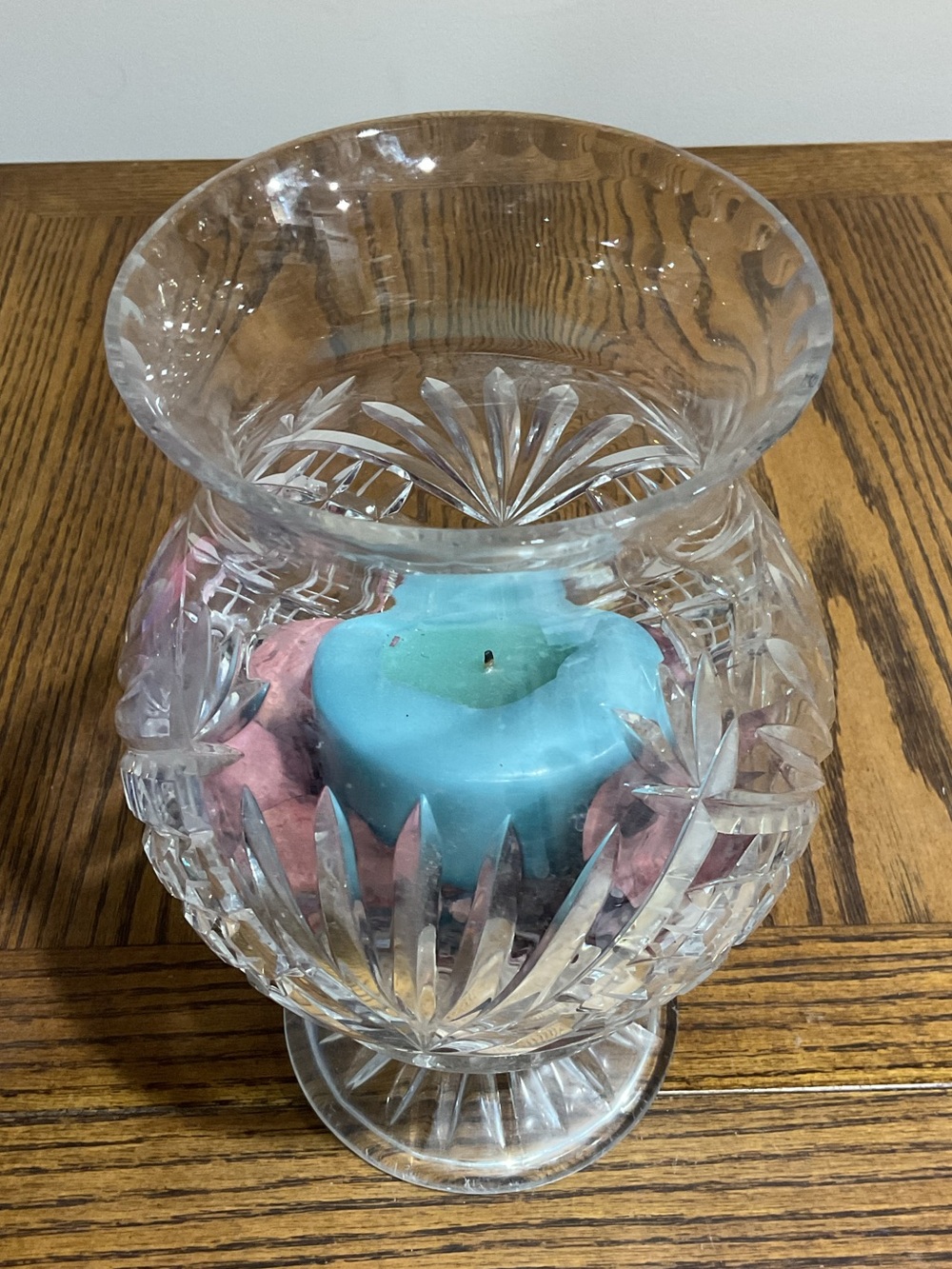 Beautiful Clear Cut-Glass Hurricane 2piece Vase with Blue Candle & Potpourri